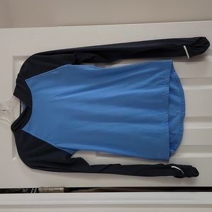 Long sleeve hooded tee